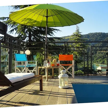 Otel Arimannia