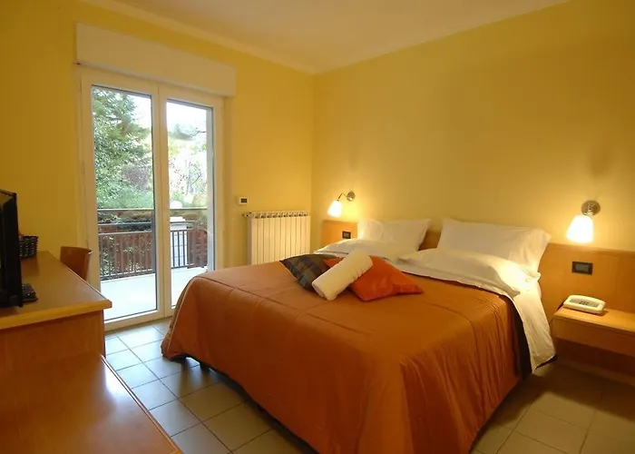 ホテル Arimannia 3*